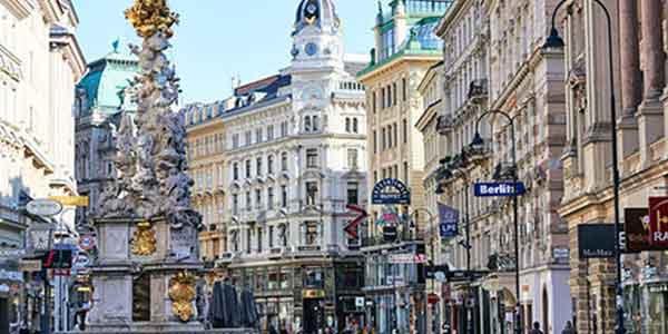 خرید آنلاین بیمه مسافرتی برای اتریش